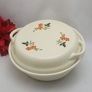 Uranium Glaze Avco China Vitrifed Ovenware Casserole with Lid